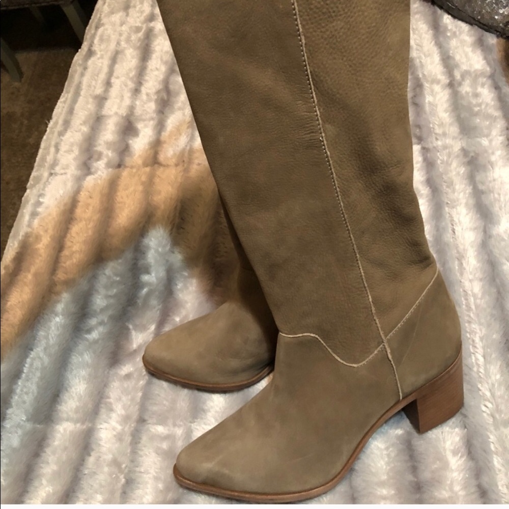 Steve Madden Boots